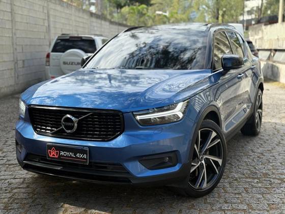 VOLVO XC40 1.5 T5 RECHARGE R-DESIGN GEARTRONIC